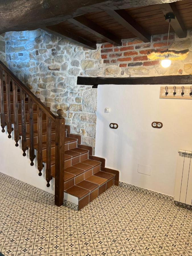 Apartamentos La Cabana Del Cerro Alto Becena Luaran gambar
